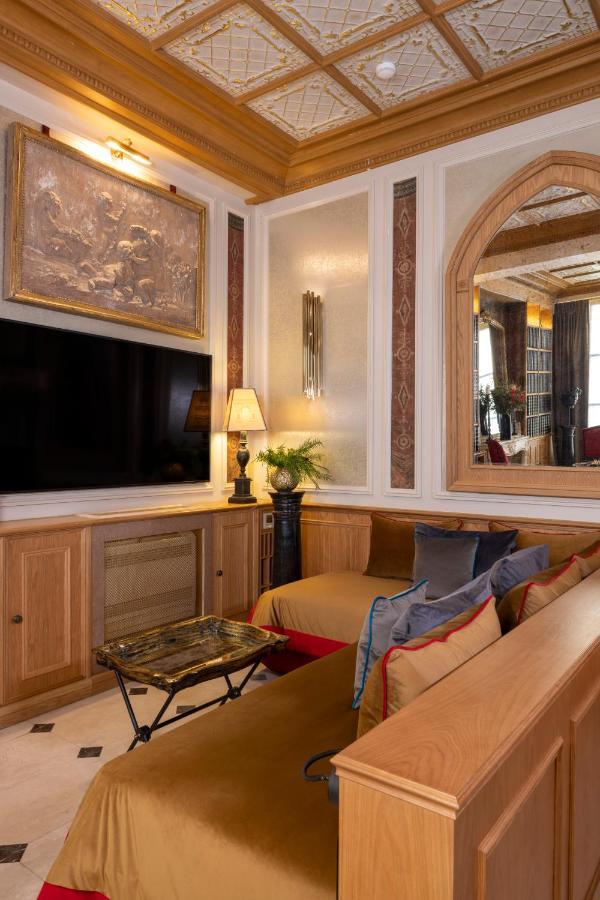 Maison Cardinal Furstemberg Париж Экстерьер фото